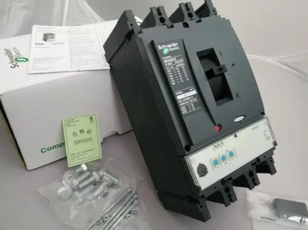 Schneider Electric MCCB