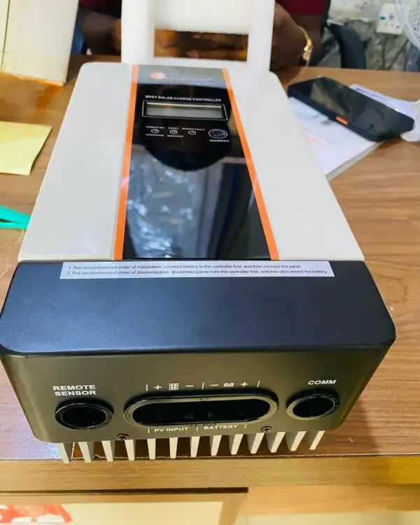 MPPT Charge Controller